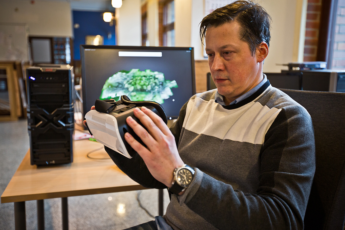 Dr Tomasz Bednarz, kierownik Działu Digitalizacji NMM